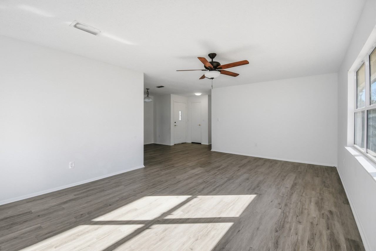 189 Deltona Blvd #NA - Photo 2 of 26