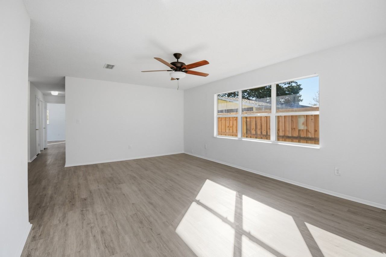 189 Deltona Blvd #NA - Photo 7 of 26