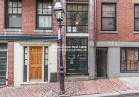 featured image of 16 S Russell St #4H