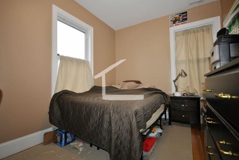 8 Saint Lukes Road #3 - Photo 5 of 8