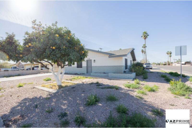 1108 W Wedgewood Drive - Photo 3 of 23