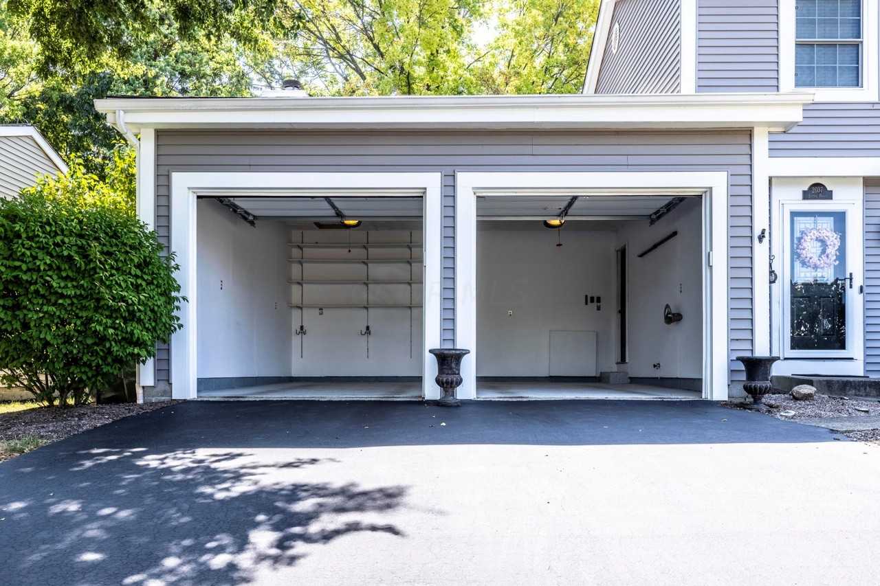 2037 Sutter Pkwy #NA - Photo 5 of 50