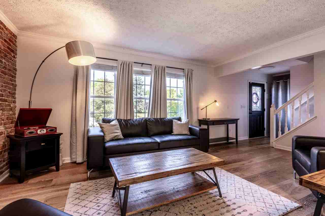 2037 Sutter Pkwy #NA - Photo 6 of 50