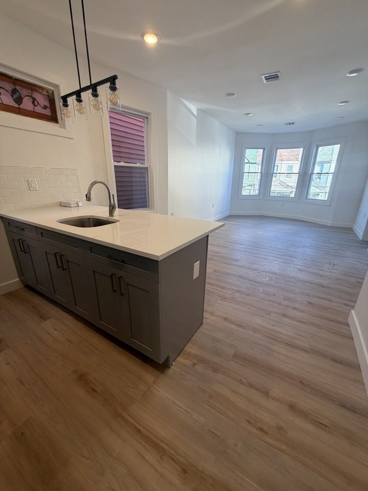 13 Bartholdi Ave #2 - Photo 3 of 12