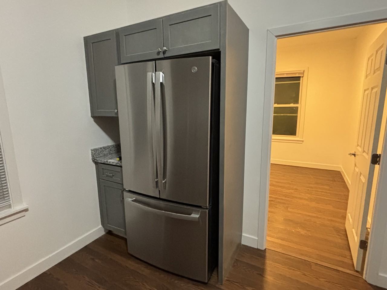 118 Locust St #2WEST - Photo 4 of 16