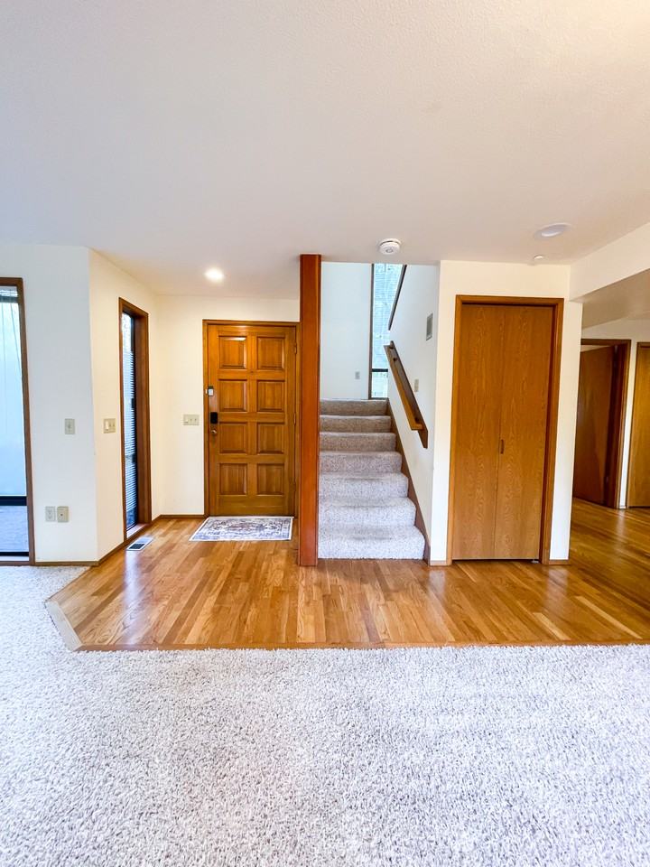 4615 Island Crest Way #NA - Photo 3 of 16