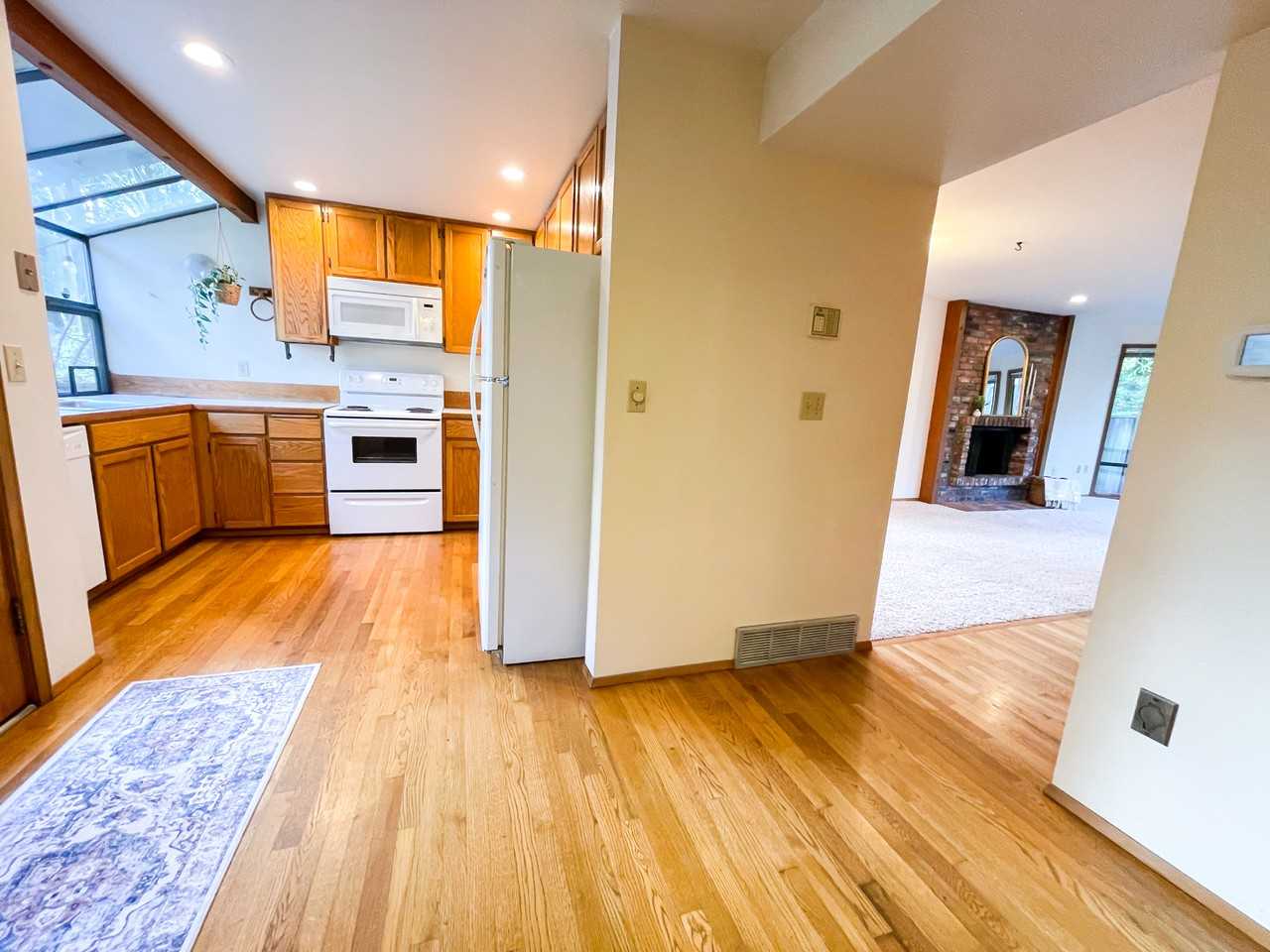 4615 Island Crest Way #NA - Photo 5 of 16