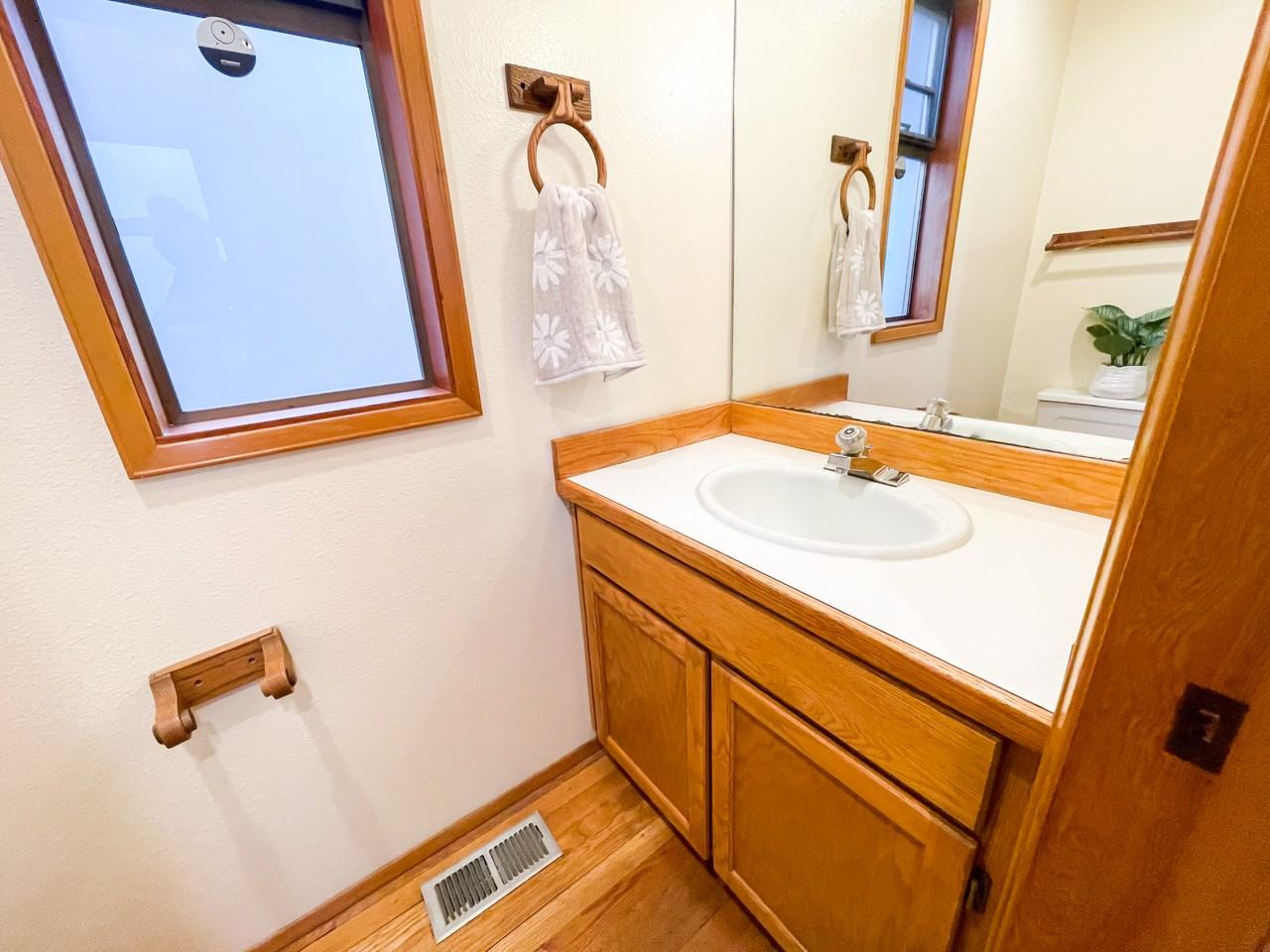 4615 Island Crest Way #NA - Photo 6 of 16