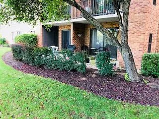 950 East Wilmette Road #102 - Photo 4 of 27