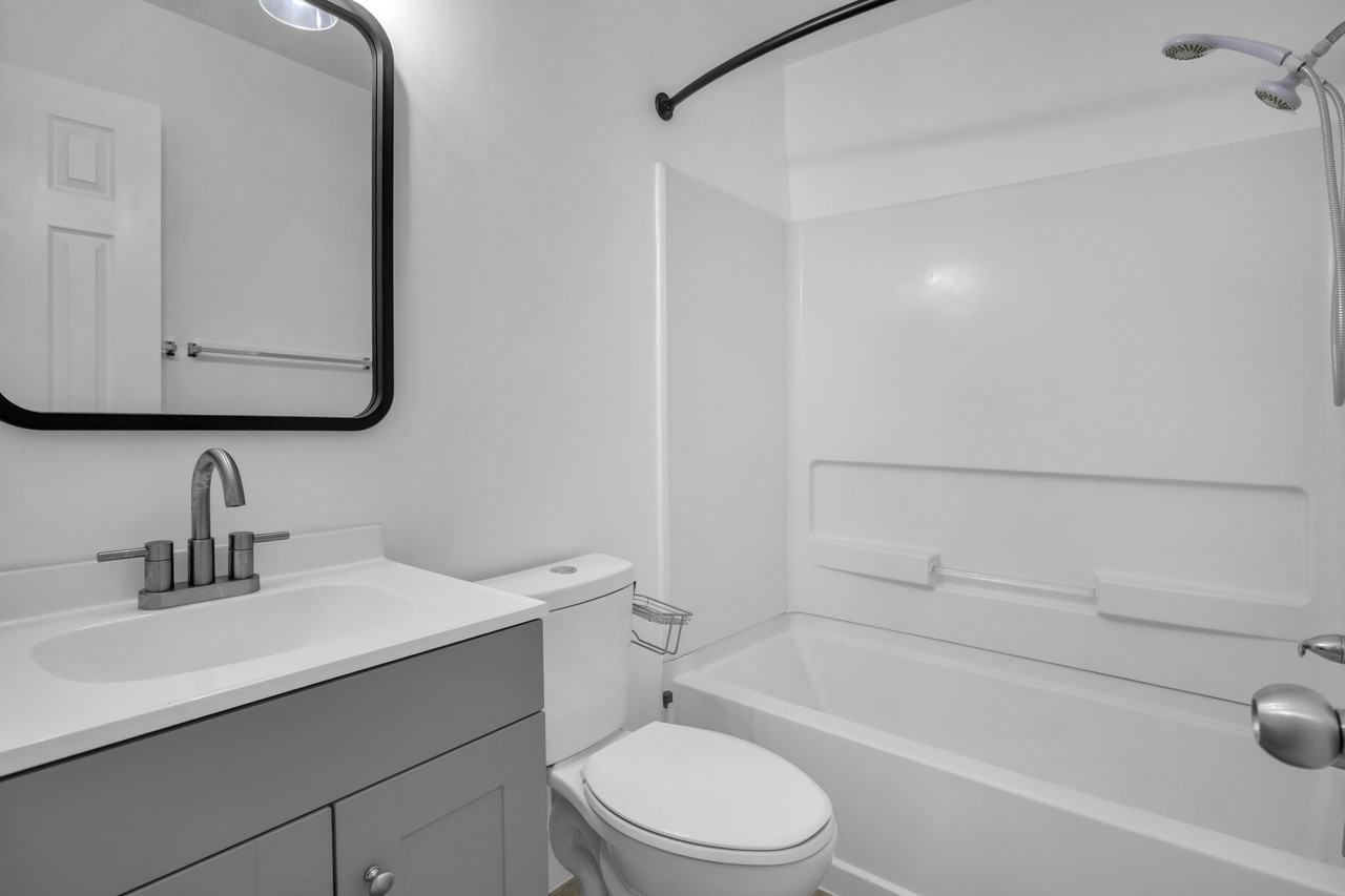 8972 Tidewater Dr #A - Photo 6 of 10