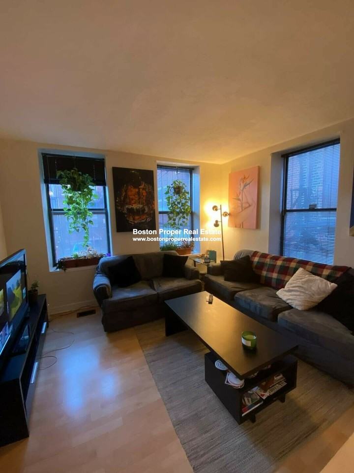 5 Grove St #2K - Photo 3 of 10