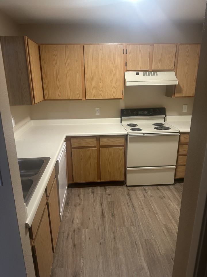 4531 E Boardwalk Dr #W6 - Photo 7 of 16