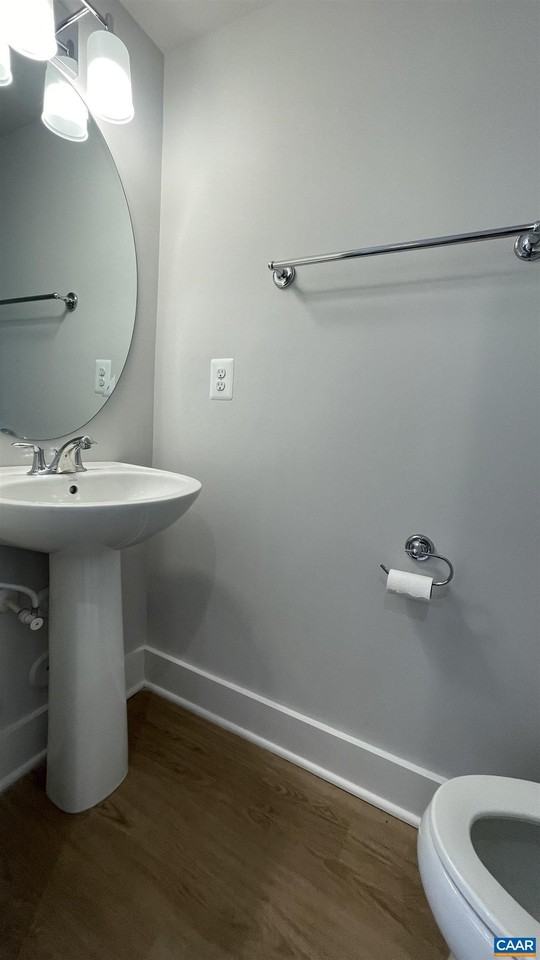 809 Wesley Ln #A - Photo 4 of 29