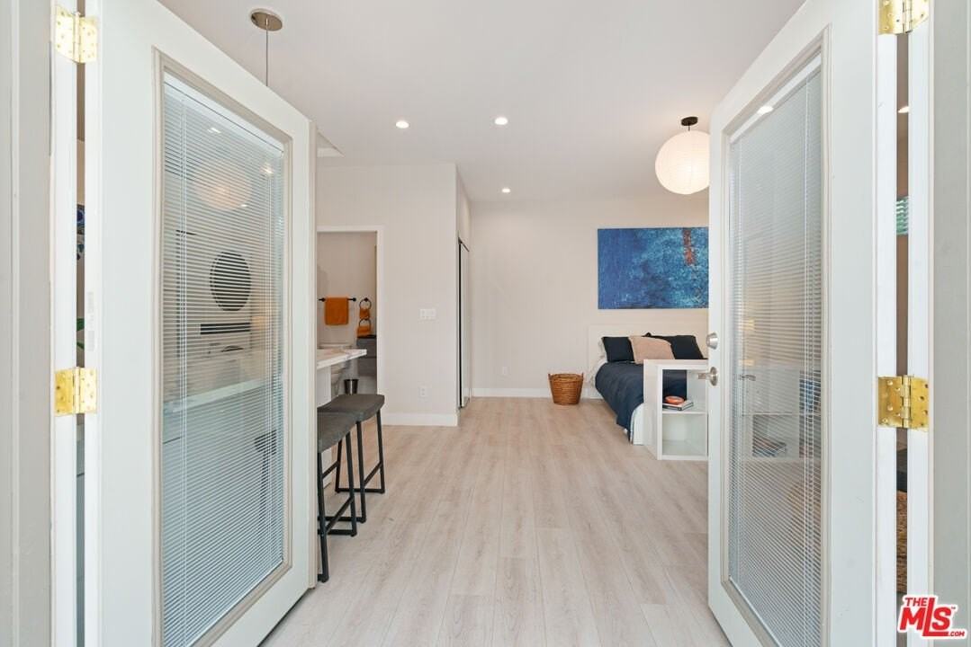 5634 Ventura Canyon Ave - Photo 3 of 12