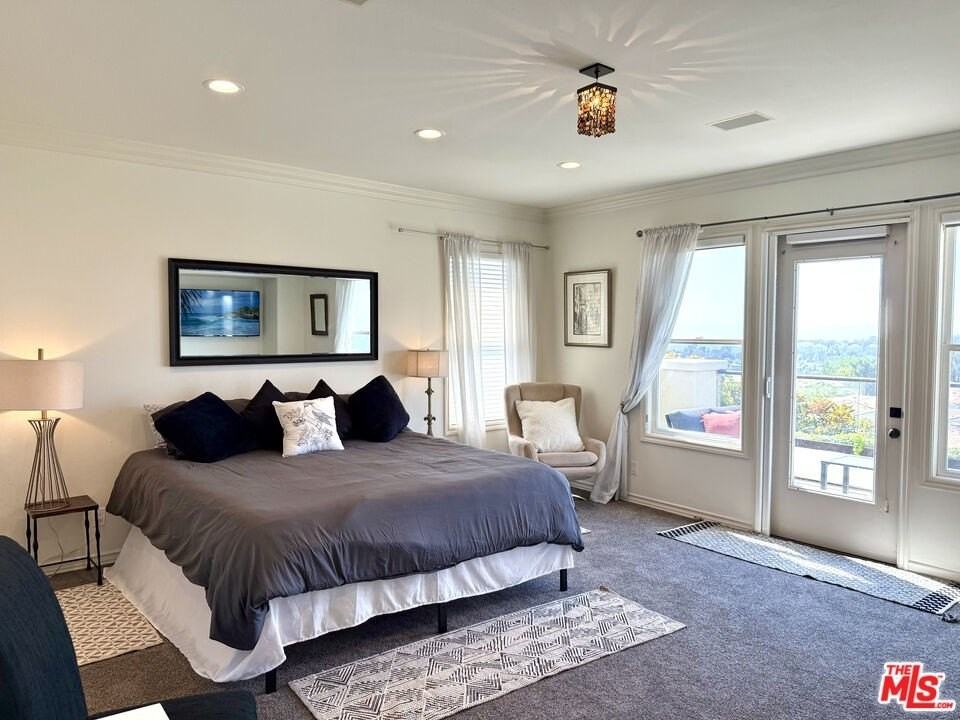 5 Marisol - Photo 2 of 50