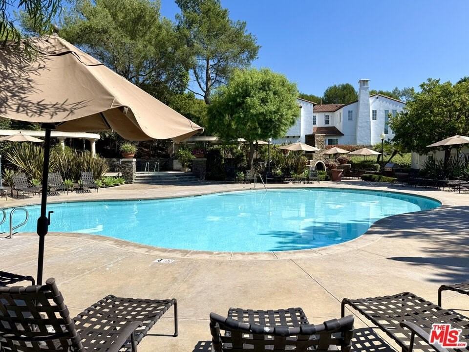 5 Marisol - Photo 4 of 50