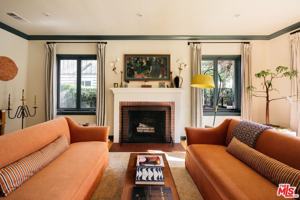 featured image of 11523 Albers St