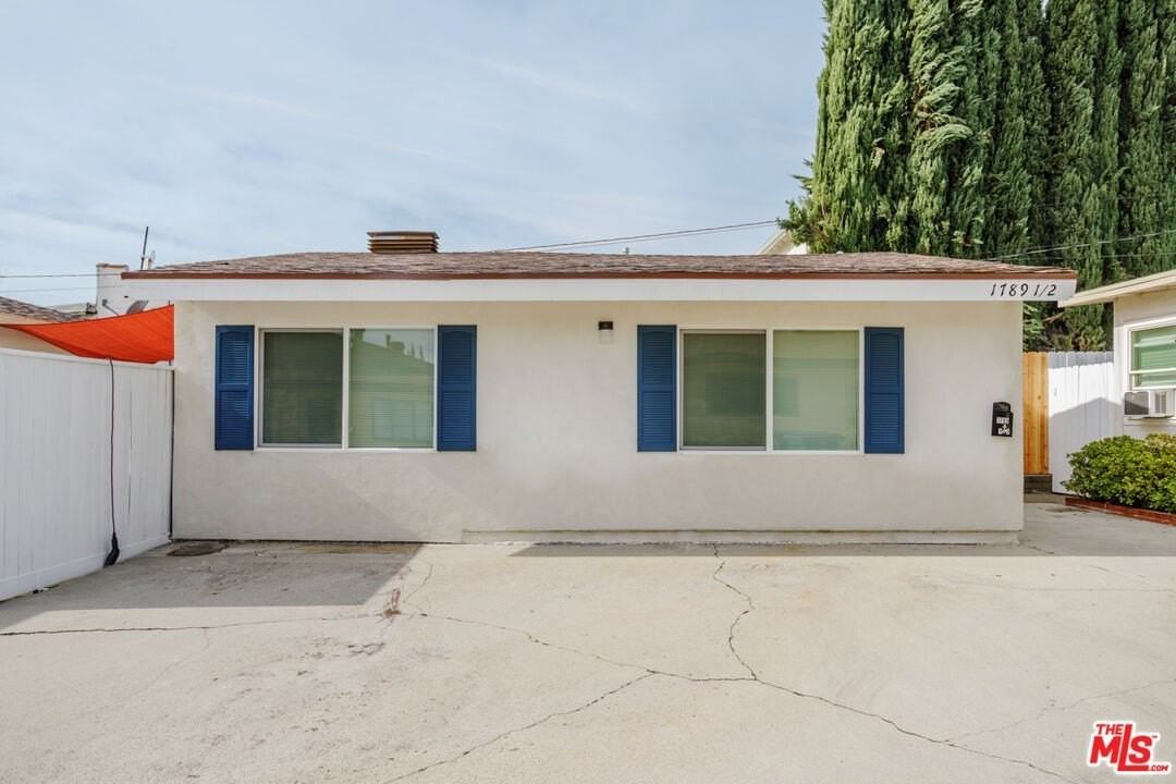 1789 1/2 Atchison St - Photo 4 of 21