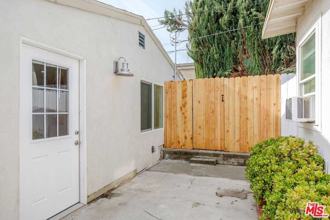 1789 1/2 Atchison St - Photo 6 of 21