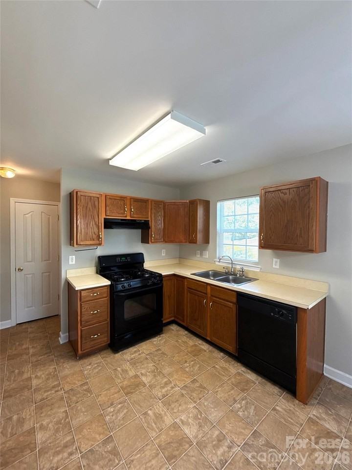 14446 O Casey Ln - Photo 7 of 17