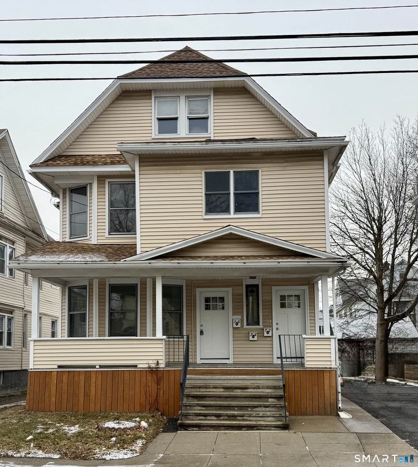 74 Garfield Ave #1stFL