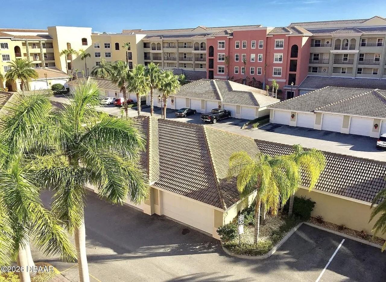 424 Luna Bella Ln Apt 411 #411 - Photo 5 of 37