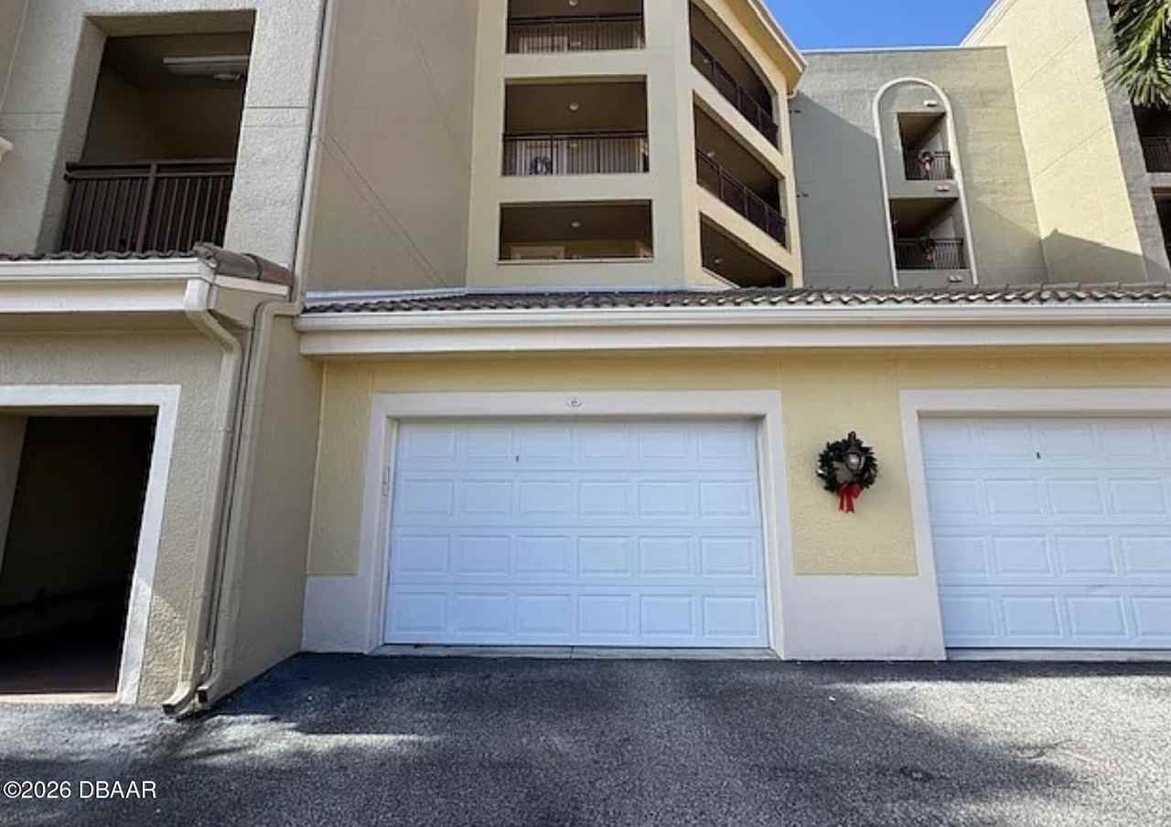 424 Luna Bella Ln Apt 411 #411 - Photo 7 of 37