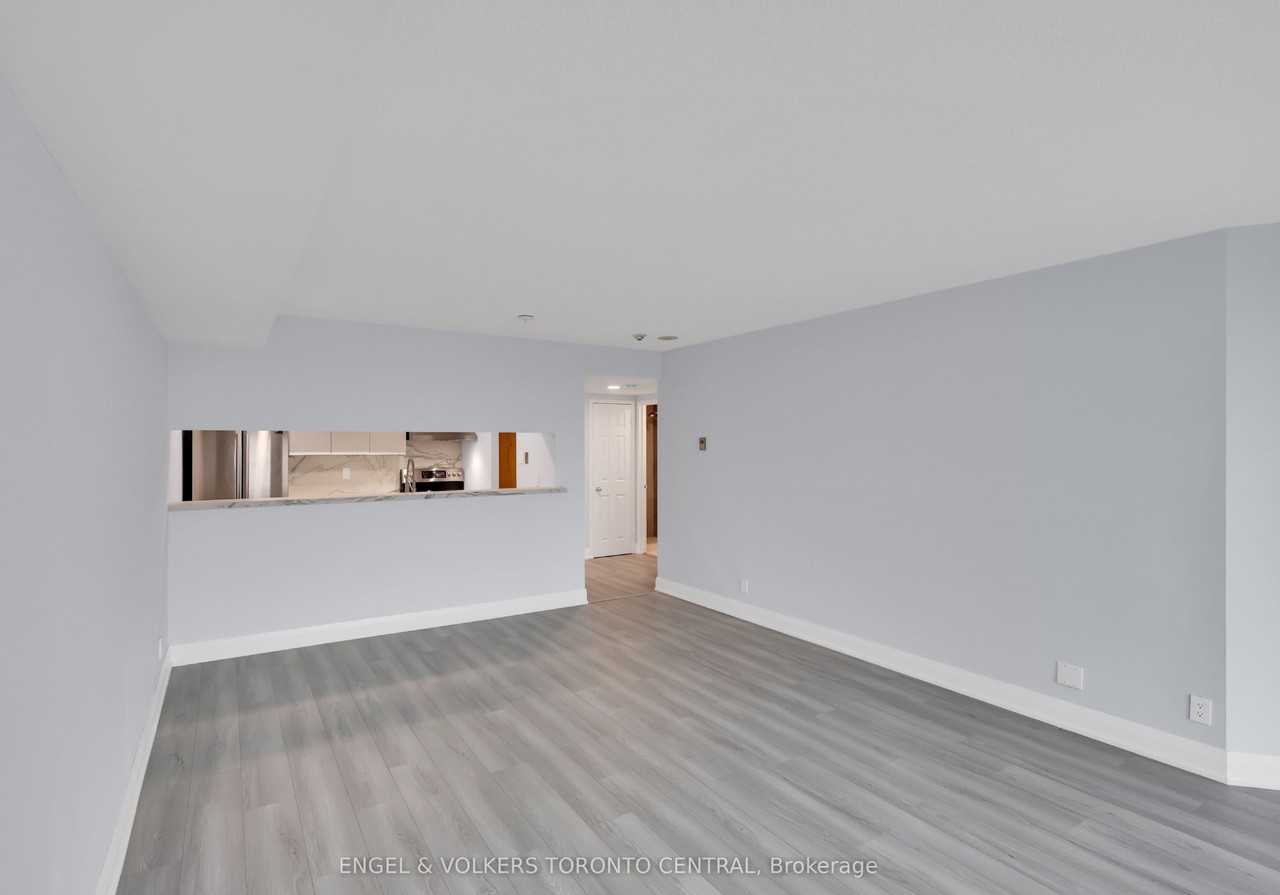 77 Apartment Building - Photo 7 of 27