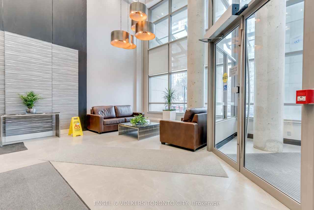 3504 Apartment - Photo 2 of 34