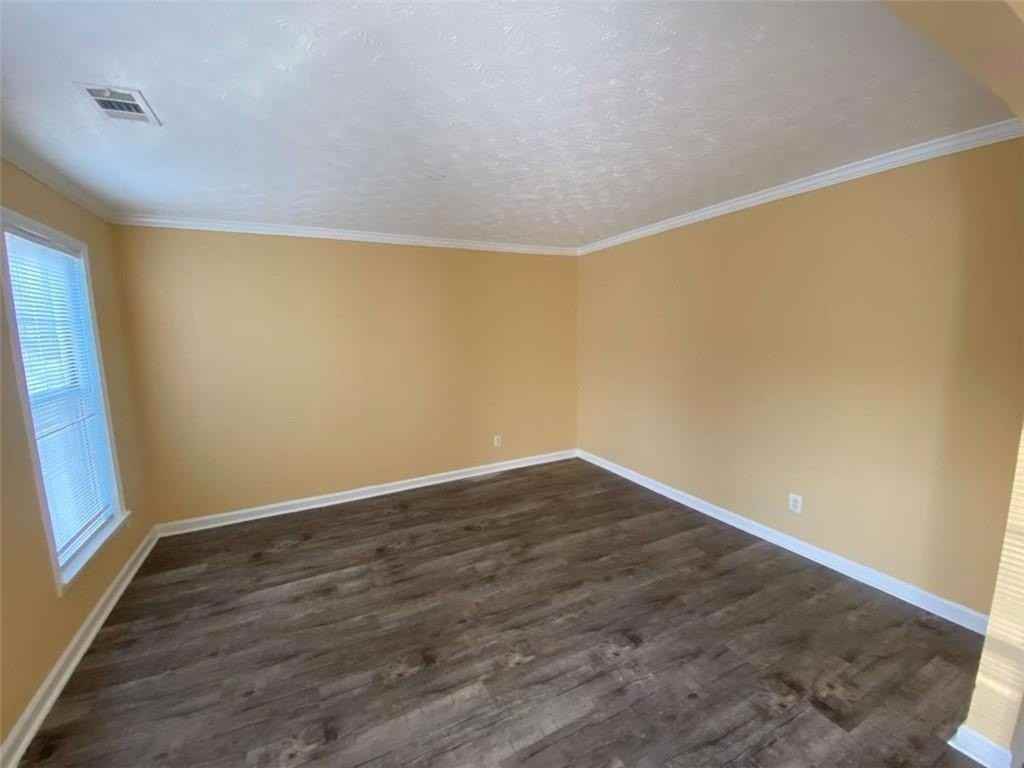 7552 Watson Bay Ct - Photo 3 of 12