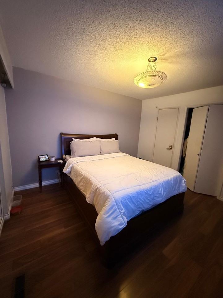 2086 East 43rd Avenue #2086 - Photo 6 of 8