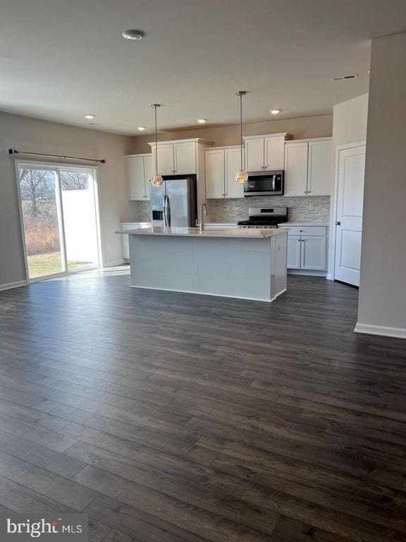 34 Roberta Way - Photo 4 of 19