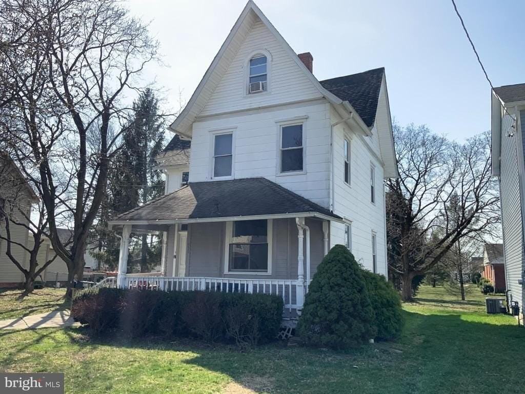 433 Bentley Ave - Photo 2 of 17