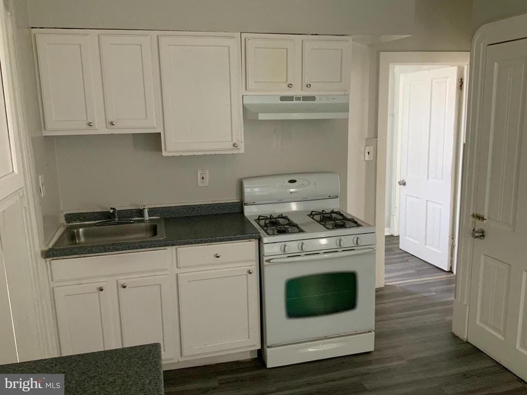 433 Bentley Ave - Photo 7 of 17