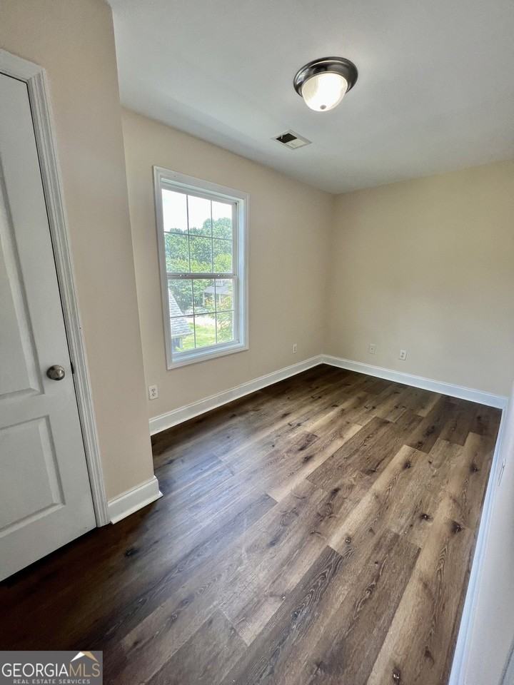 160 Trail Creek St - Photo 7 of 9