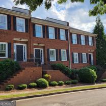 1111 Surrey Ln - Photo 1 of 1