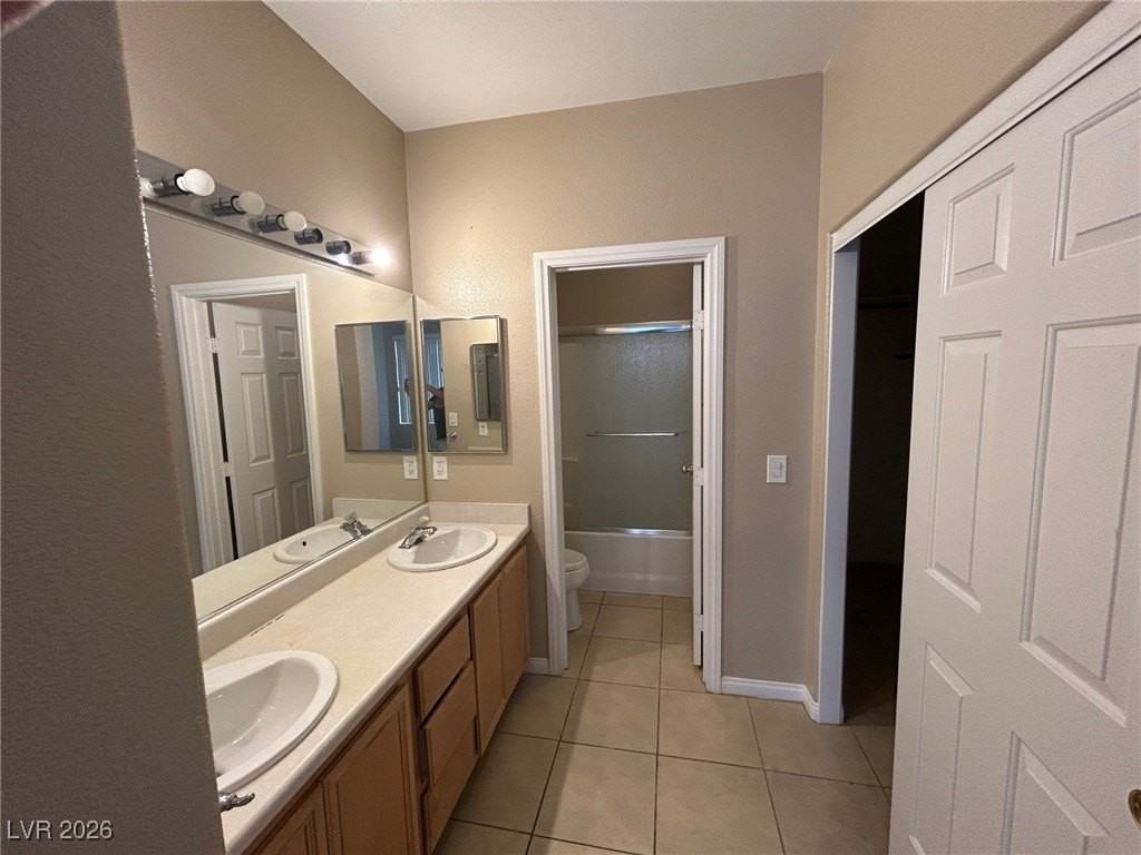 245 Blackstone River Ave - Photo 4 of 24