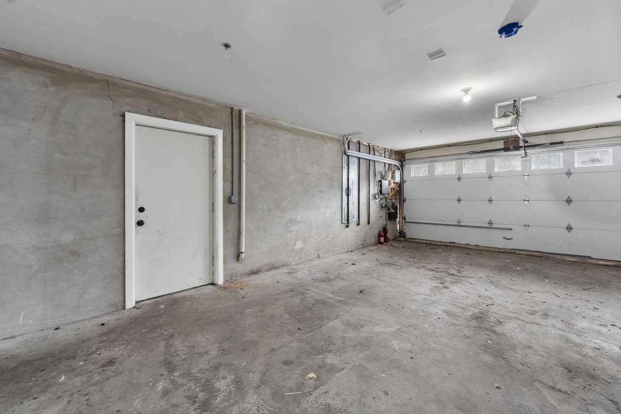 2207 Grand Ave - Photo 5 of 18