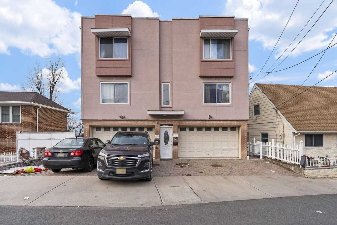 2207 Grand Ave - Photo 6 of 18