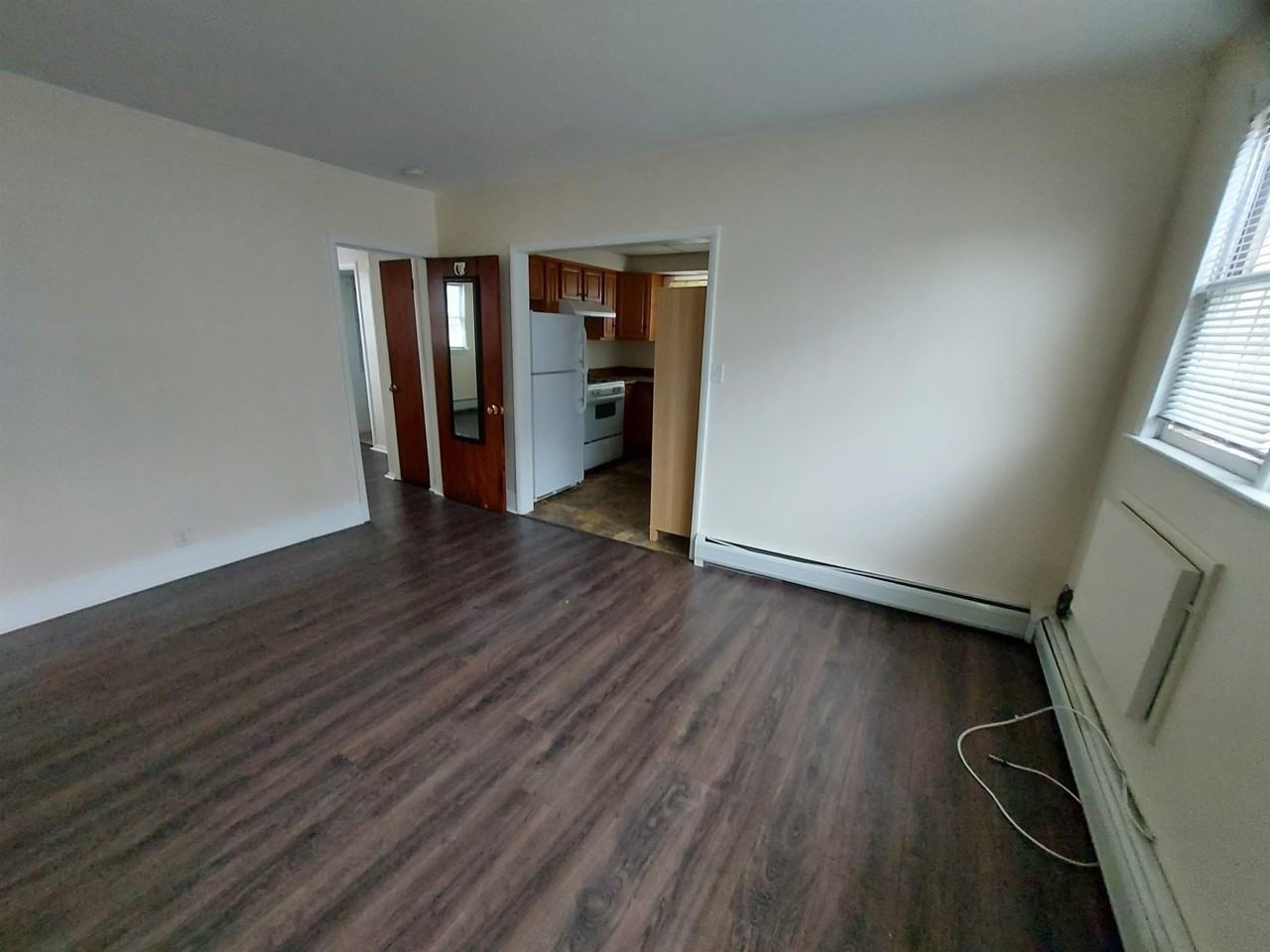 190 W 24th St #2 - Photo 2 of 12