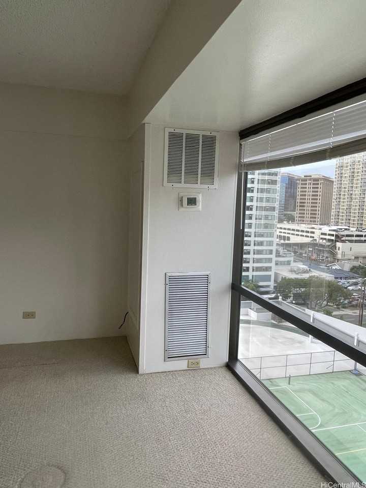 1750 Kalakaua Ave Apt 1112 #1112 - Photo 5 of 14