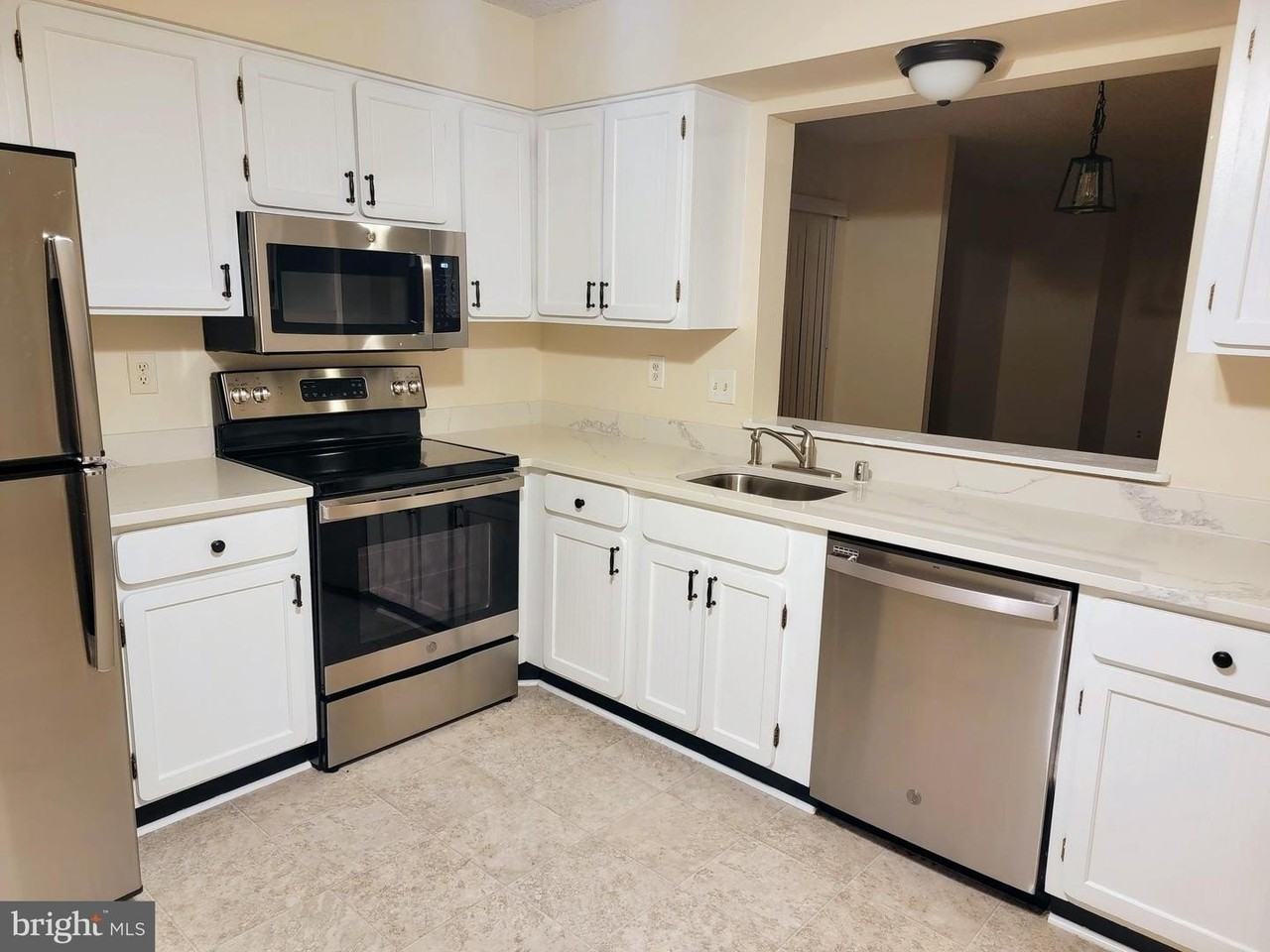 20573 Summersong Ln - Photo 4 of 23