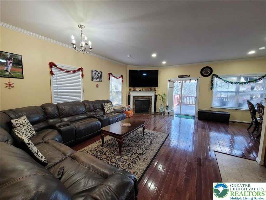 510 Clearview Dr - Photo 5 of 20