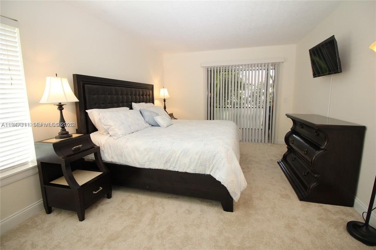 6516 Chasewood Dr #B - Photo 7 of 14