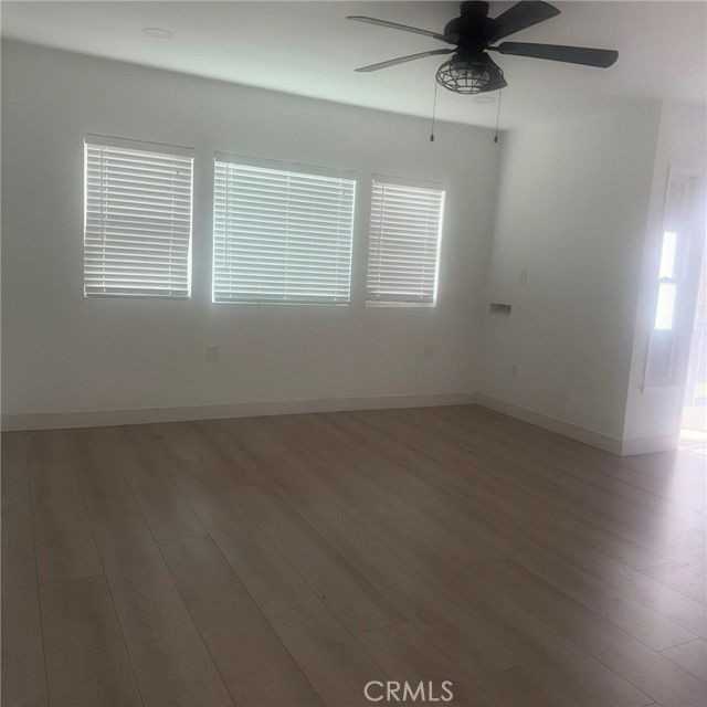 7407 Dunfield Ave - Photo 2 of 8