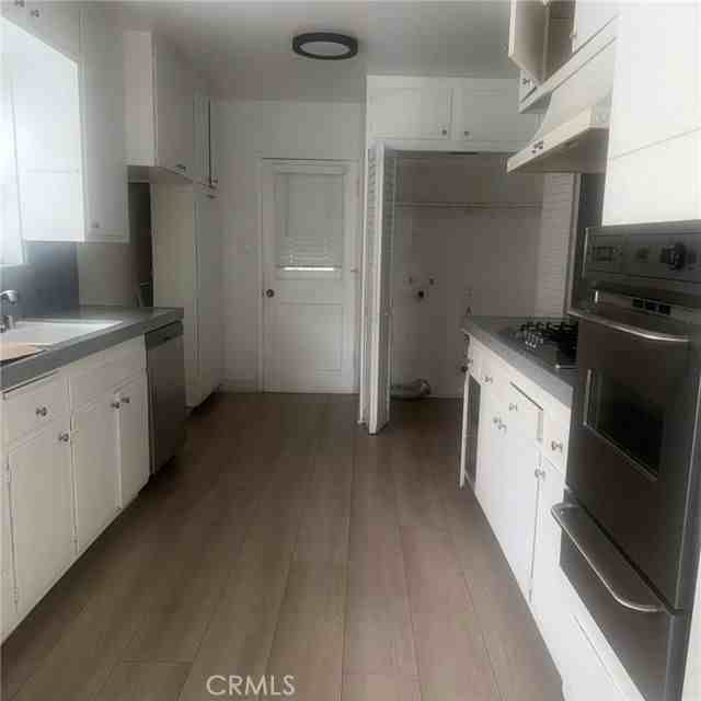 7407 Dunfield Ave - Photo 3 of 8