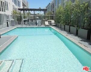 4133 Redwood Ave #1023 - Photo 3 of 8