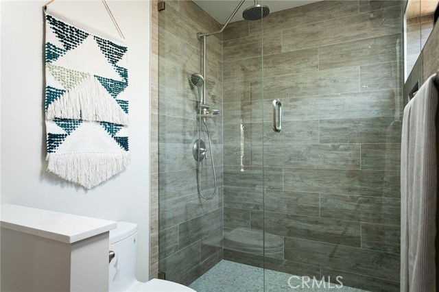 16857 Bayview Dr #A - Photo 6 of 8