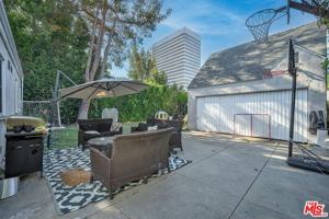 featured image of 6249 Del Valle Dr