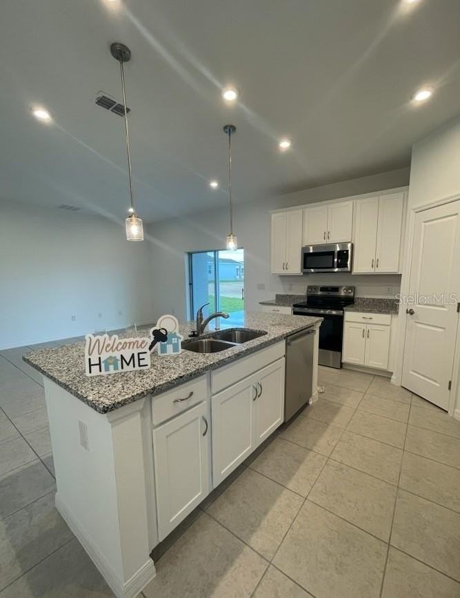 1055 Patriot Loop - Photo 4 of 13